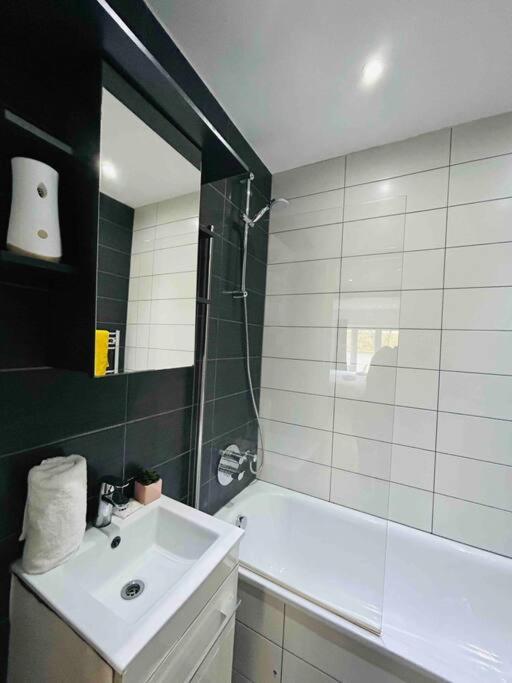 Modern Studio Near Bethnal Green 런던 외부 사진